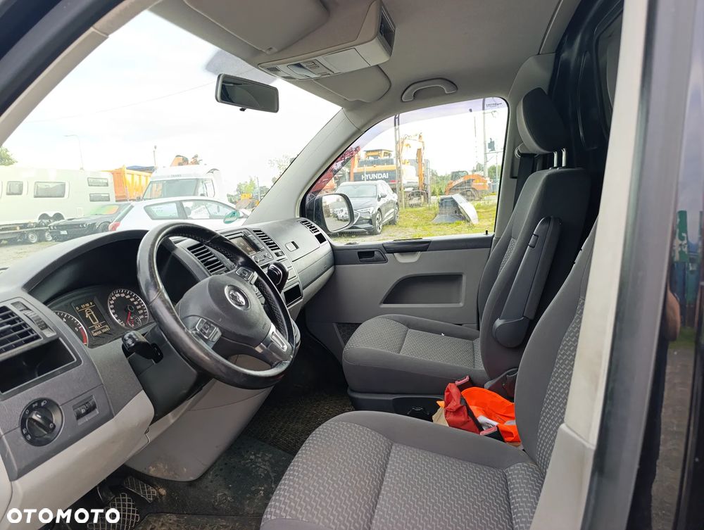 Volkswagen Transporter - 13