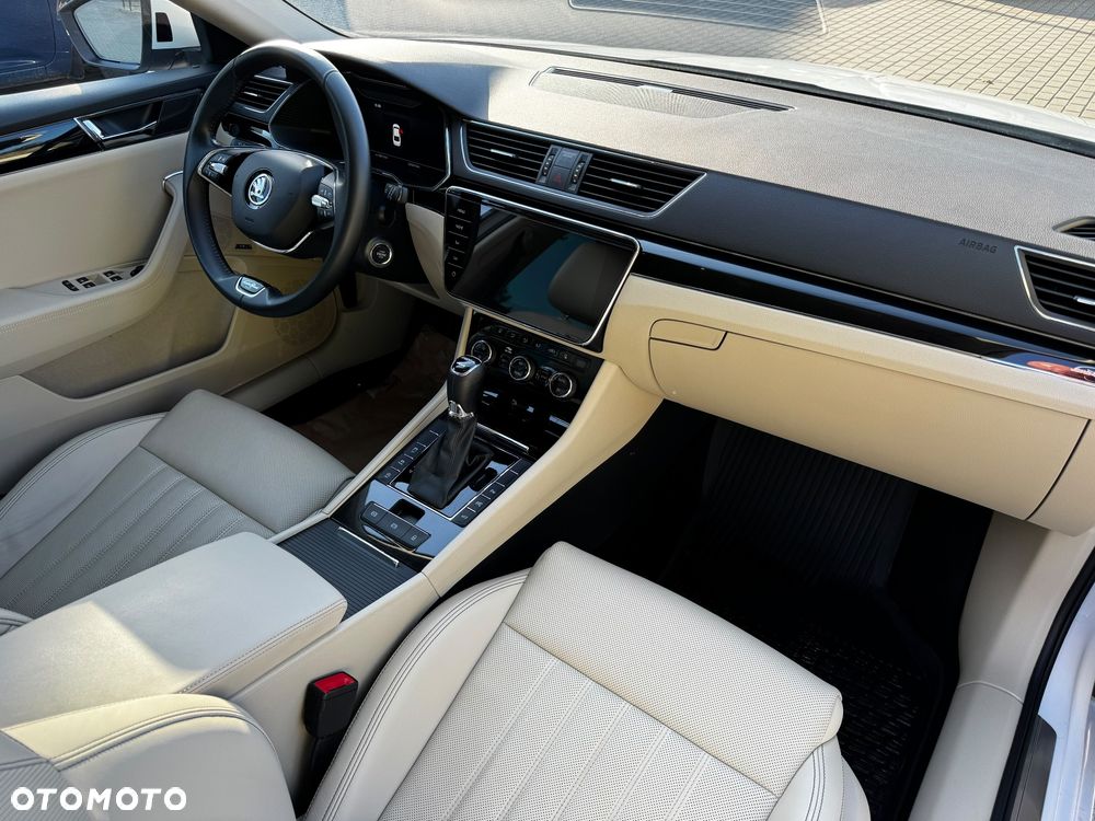 Skoda Superb 2022 photo 5