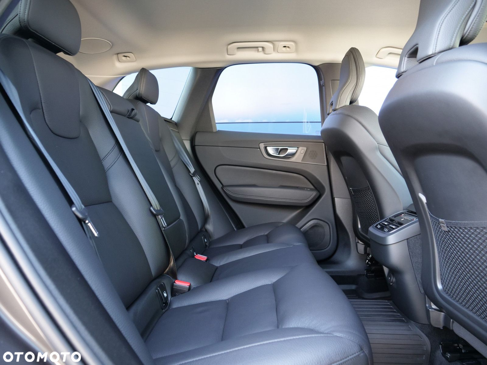 Volvo XC 60 - 31