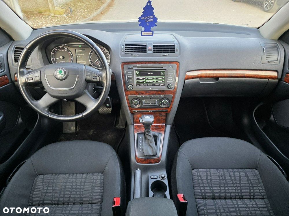 Skoda Octavia 1.8 TSI Elegance DSG - 14