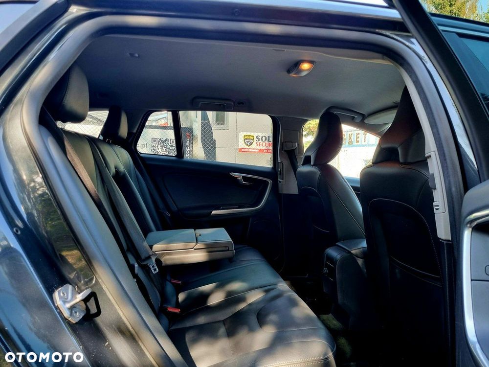 Volvo V60 T4 Geartronic Momentum - 14