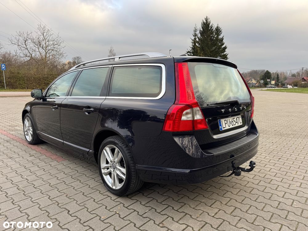 Volvo V70 D3 Geartronic Summum - 3