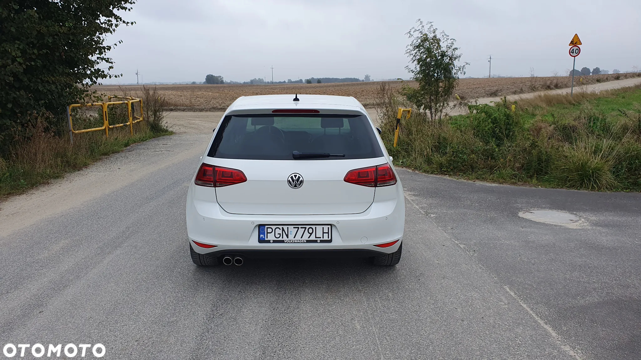 Volkswagen Golf VII 2.0 TDI BMT Highline - 12
