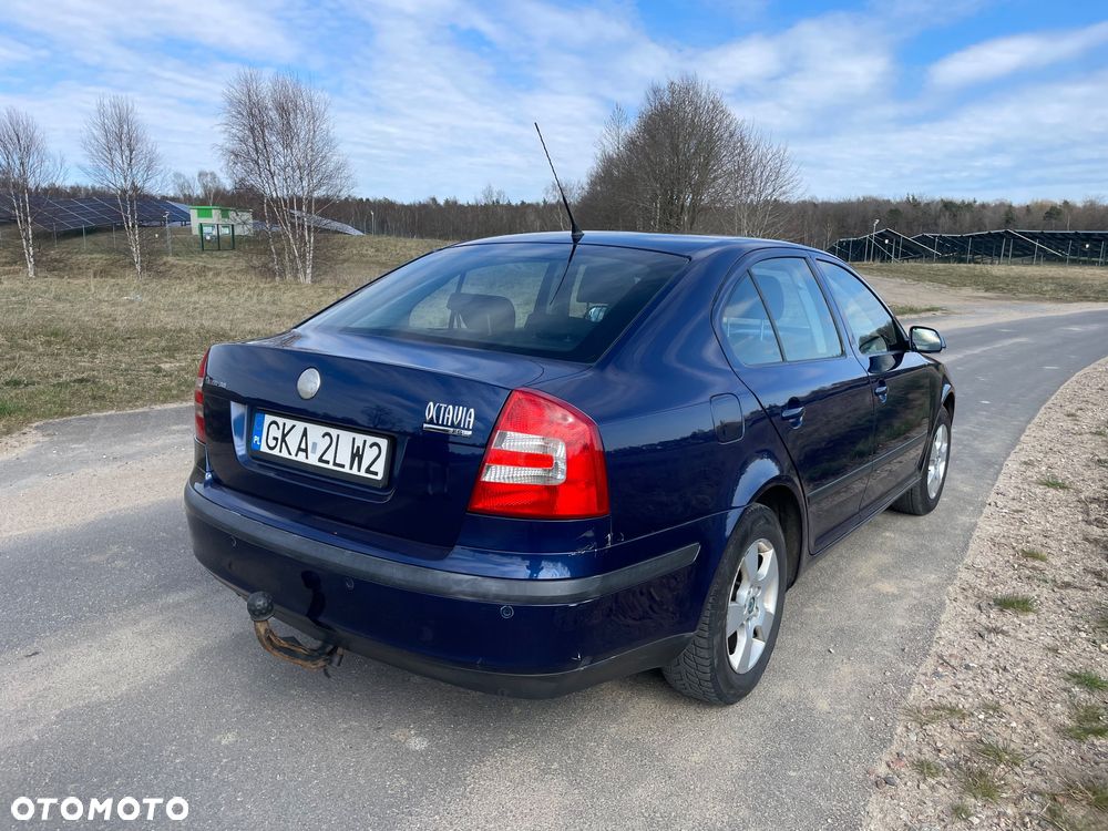 Skoda Octavia 2.0 FSI Elegance - 9