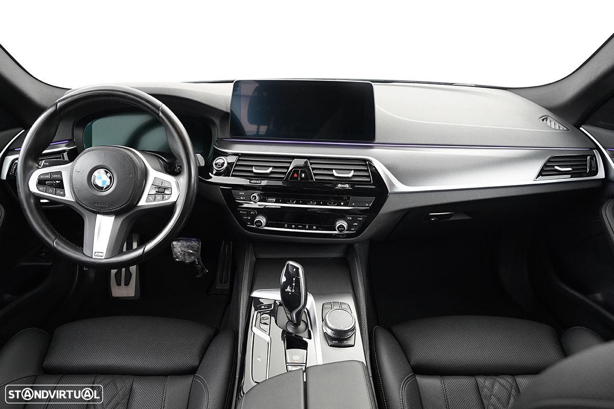 BMW 520 d Pack Desportivo M Auto - 12