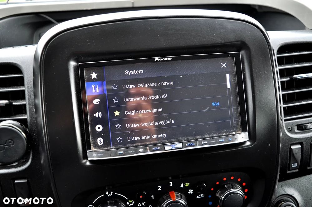 Renault Trafic - 27