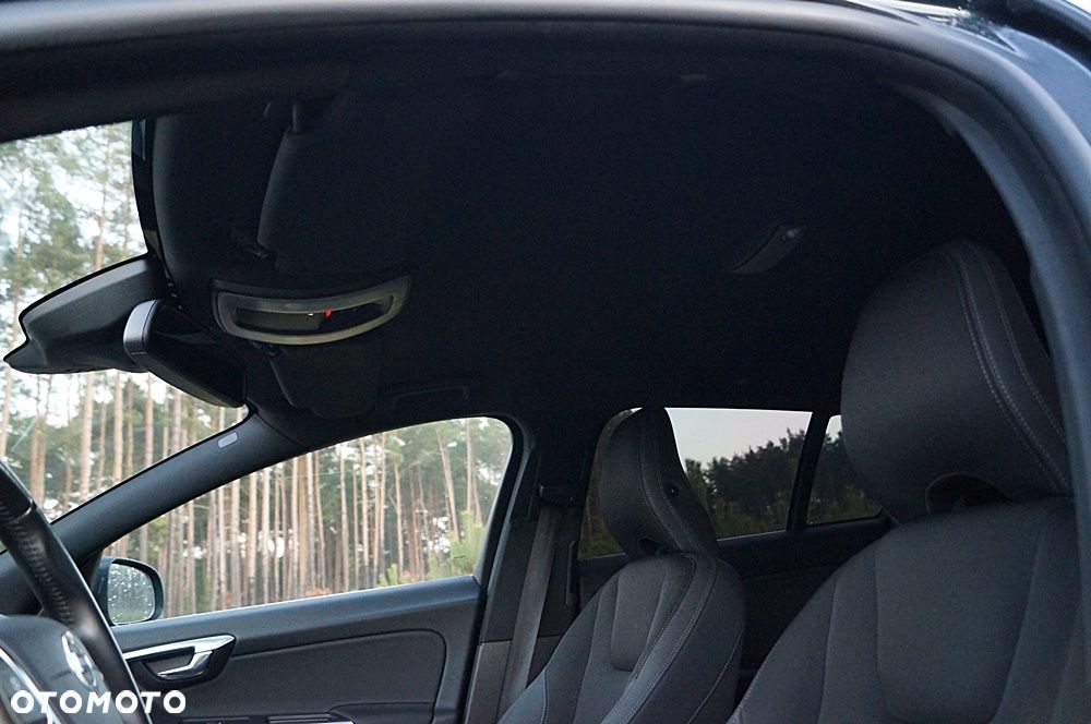 Volvo V60 D4 Geartronic Summum - 39