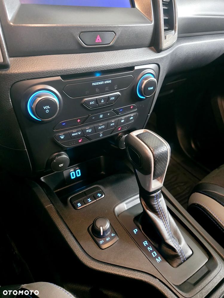 Ford Ranger Raptor - 12