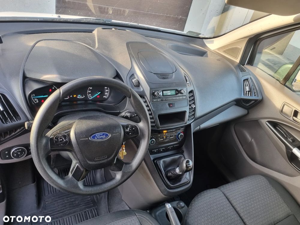 Ford Transit Connect - 10