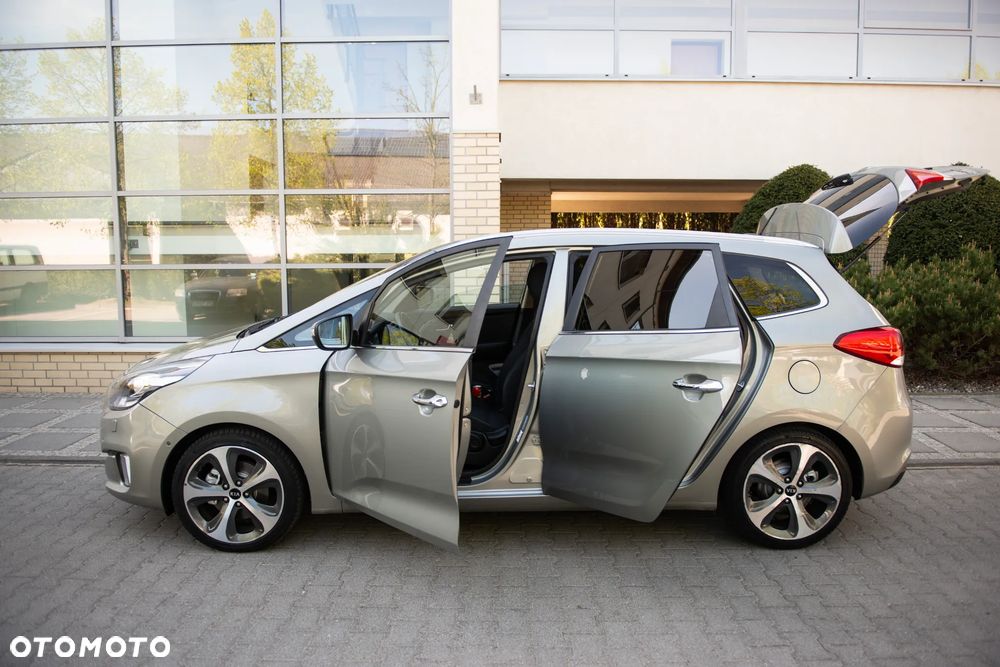 Kia Carens 1.7 CRDi Vision - 8