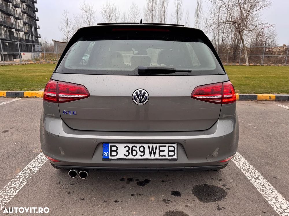 Volkswagen Golf - 17