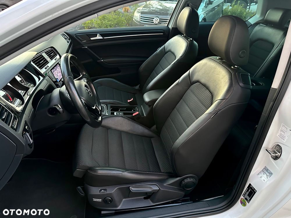 Volkswagen Golf VII 2.0 TDI BMT Highline DSG - 33