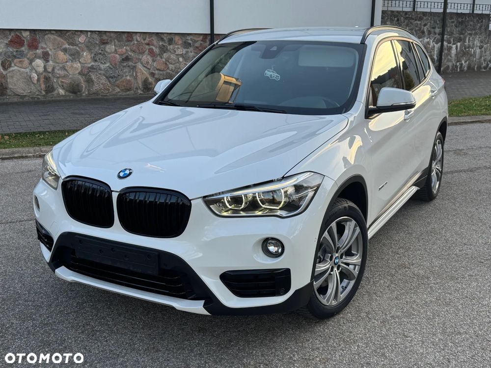BMW X1 xDrive20i Sport Line