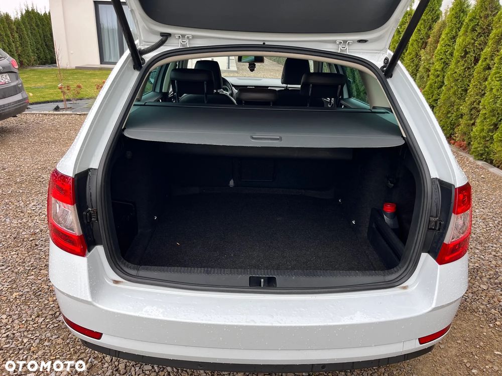 Skoda Octavia 2.0 TDI L&K DSG - 16