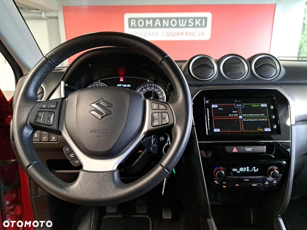Suzuki Vitara 1.0 Boosterjet Premium 4WD - 18