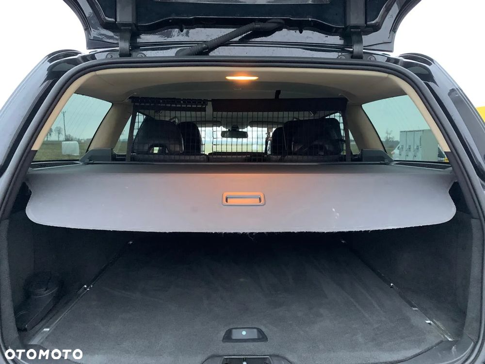 Volvo V70 D5 Momentum - 31