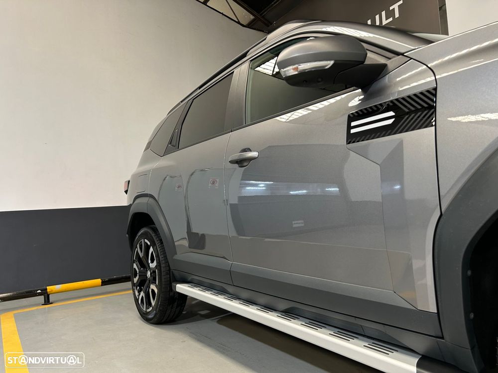 Dacia Bigster 1.8 Hybrid Journey - 12