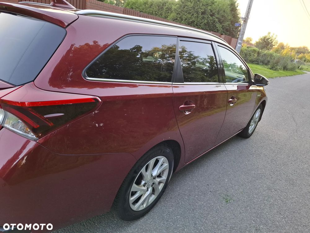 Toyota Auris - 22