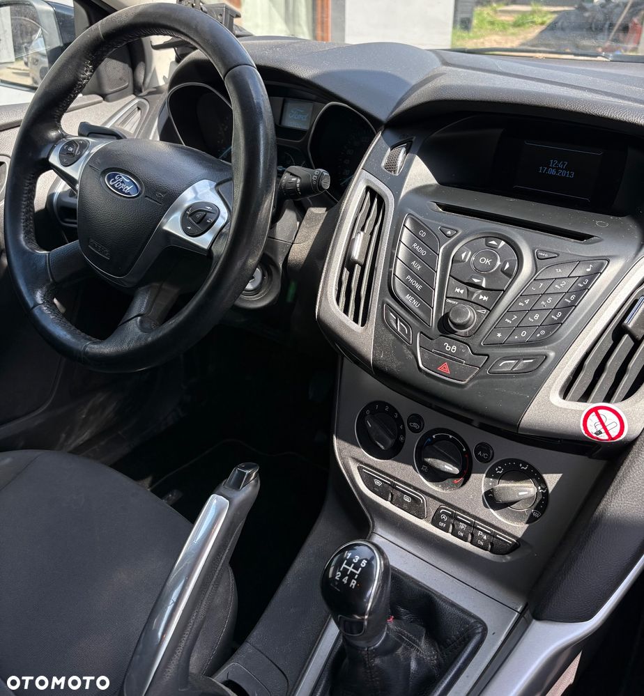 Ford Focus - 8