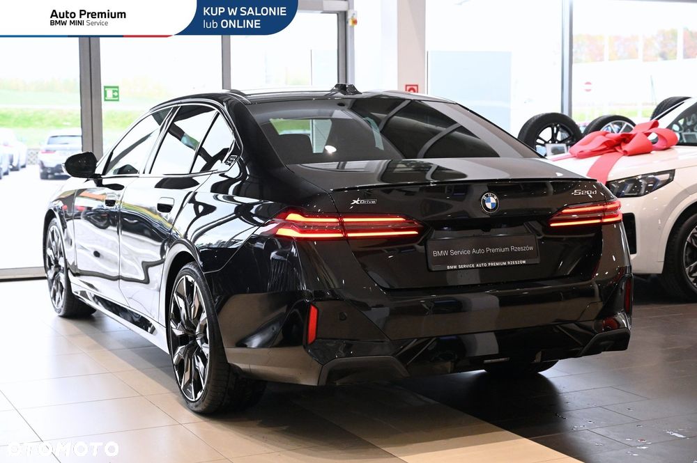 BMW Seria 5 520d xDrive mHEV M Sport - 8
