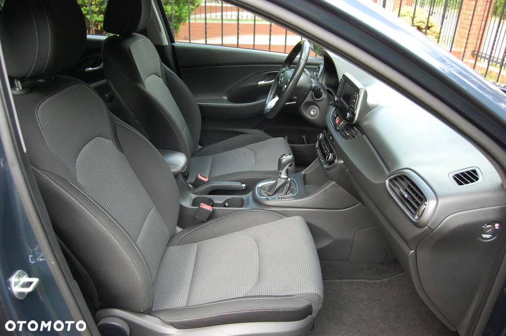 Hyundai i30 1.4 Trend - 26