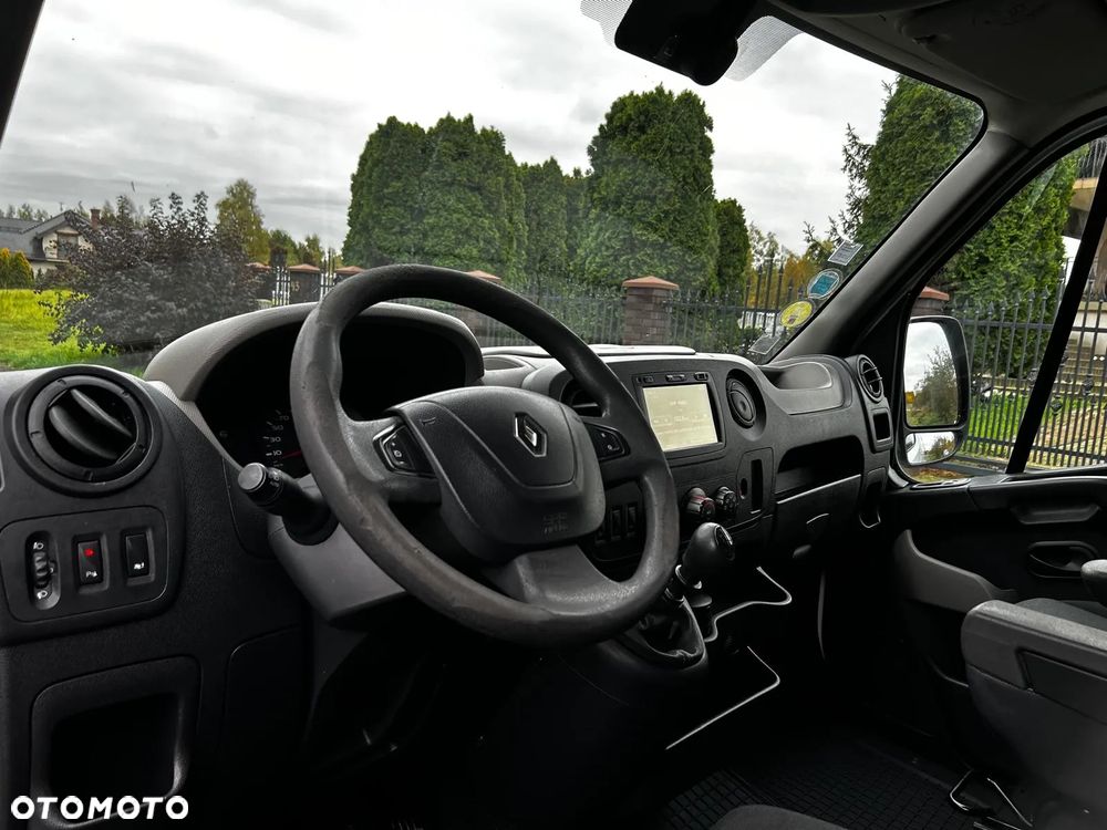 Renault Master - 15