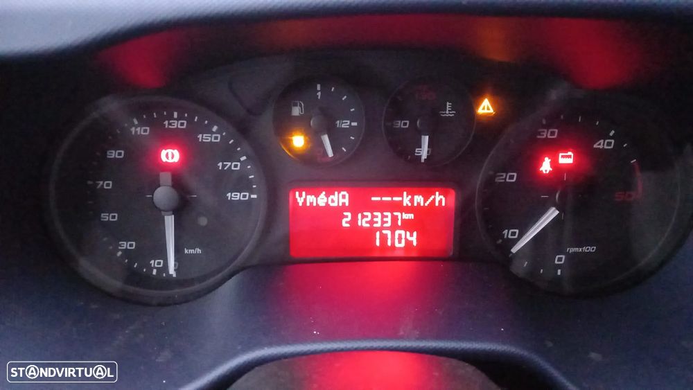 Iveco Daily 35 S14 2.3 D PLATAFORMA - 7