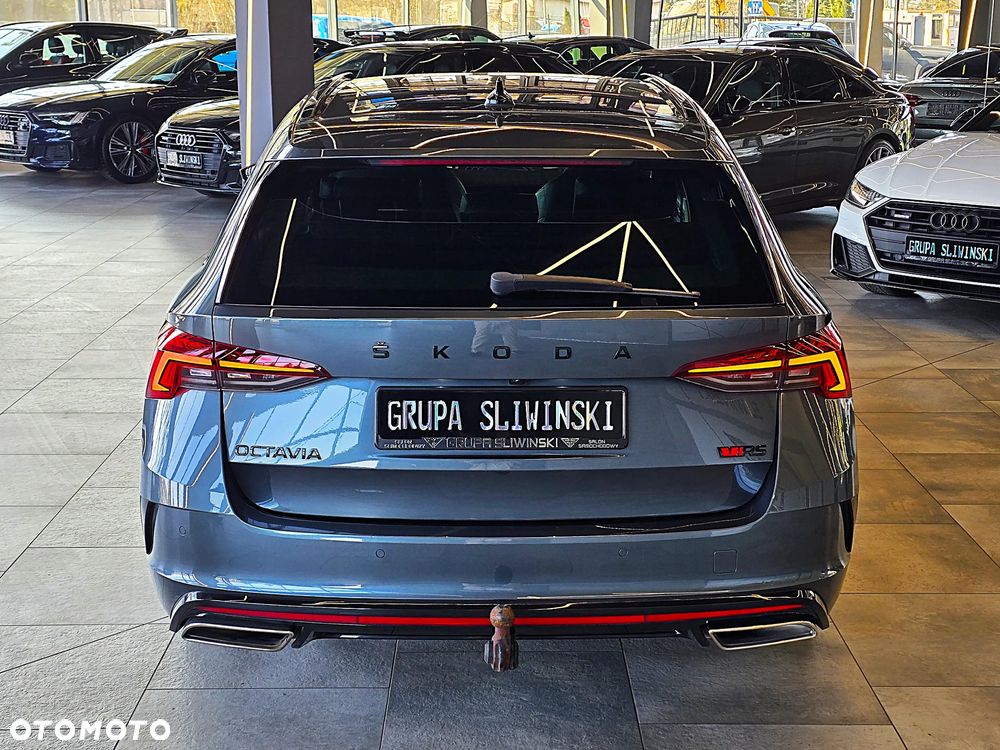 Skoda Octavia 2.0 TDI DSG 4x4 RS Plus - 8