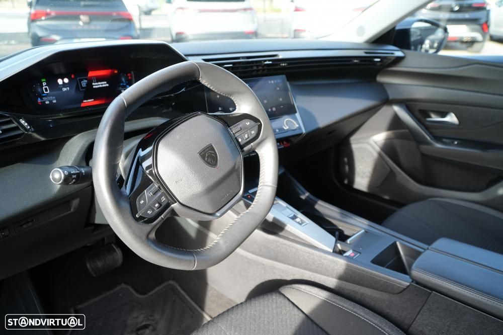 Peugeot 308 SW - 7