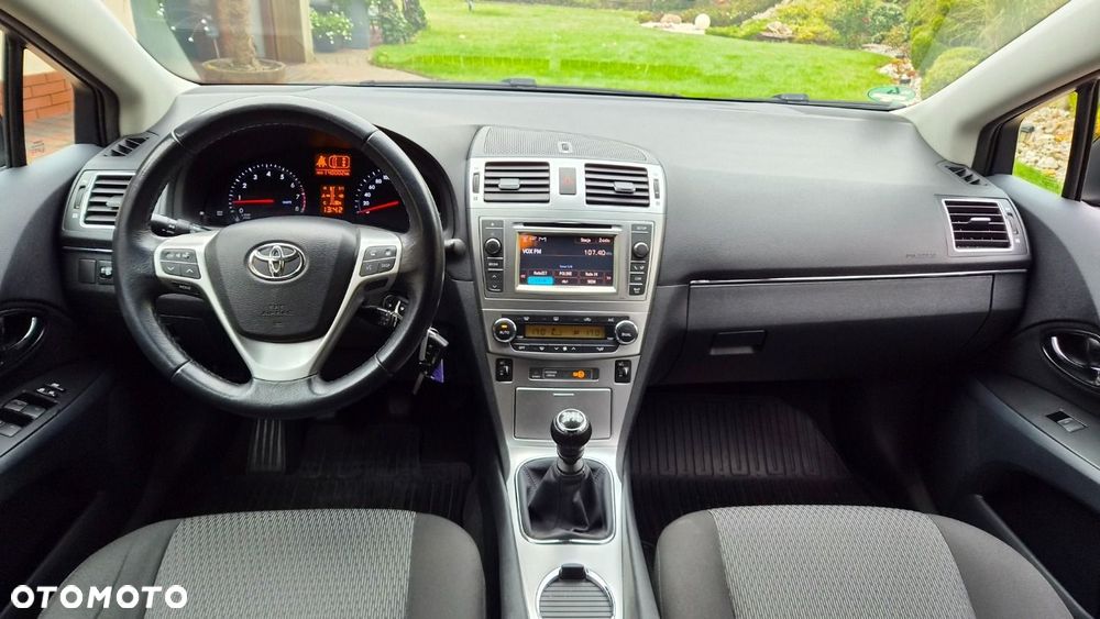 Toyota Avensis Touring Sports 1.8 Business Edition - 21