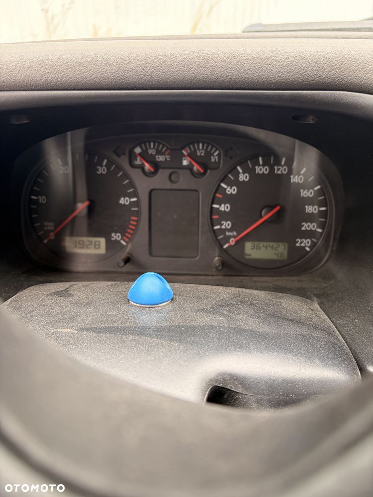 Volkswagen Transporter - 5