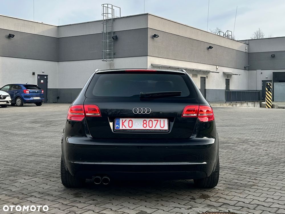 Audi A3 Sportback 1.8 TFSI Ambition - 4