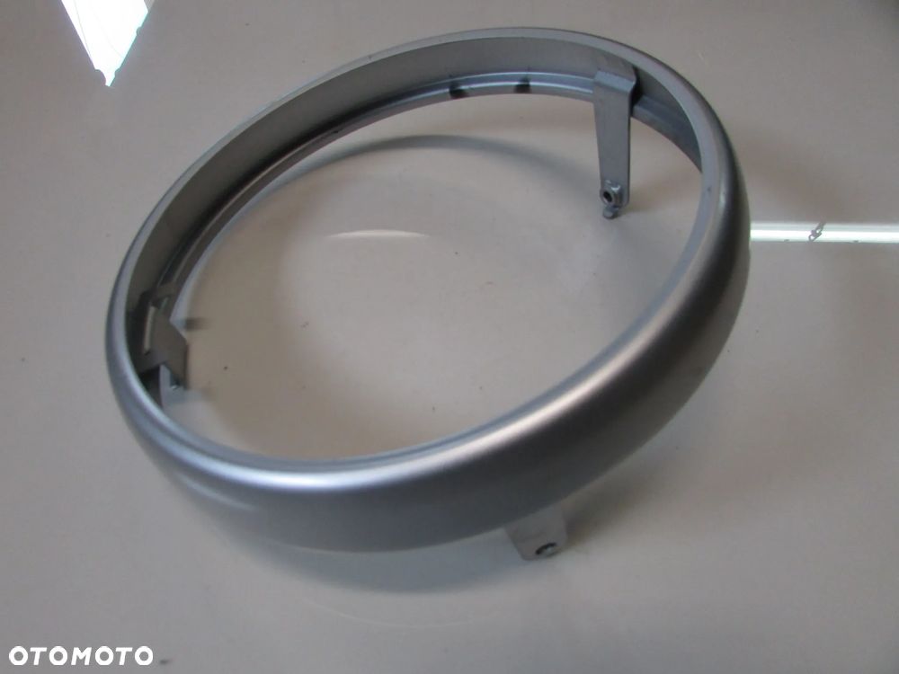 Triumph SPEED twin STREET TWIN 900 obejma ramka lampy - 3