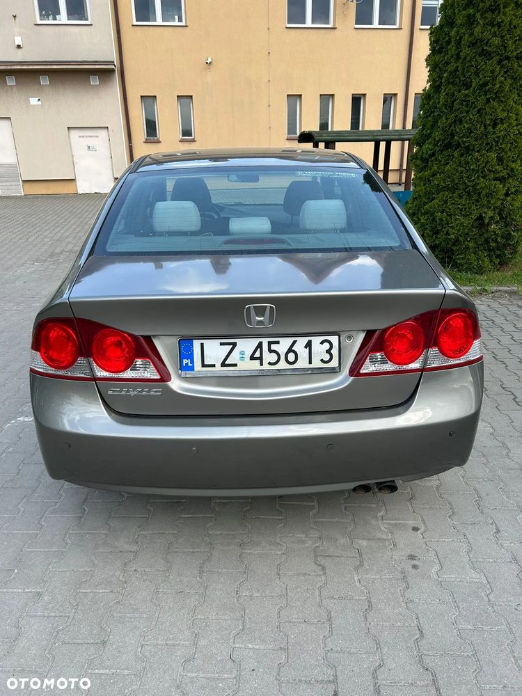 Honda Civic - 10