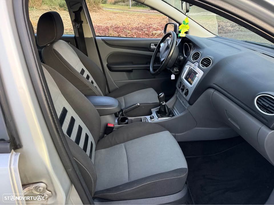 Ford Focus SW 1.6 TDCi Titanium - 7