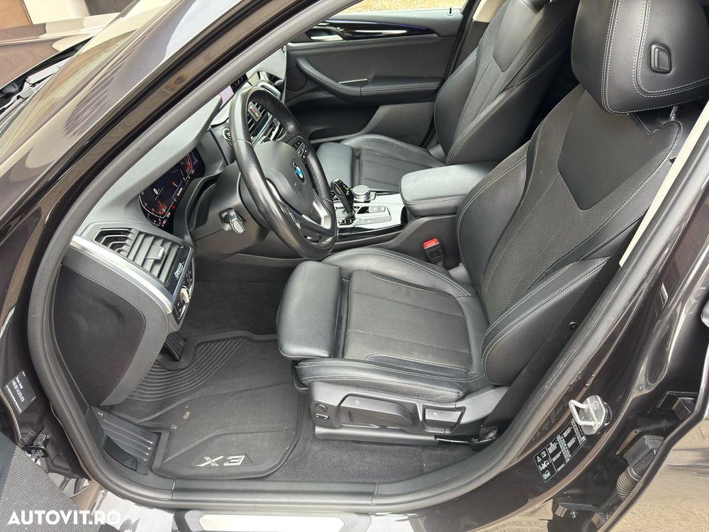 BMW X3 xDrive20i Aut. Luxury Line - 35