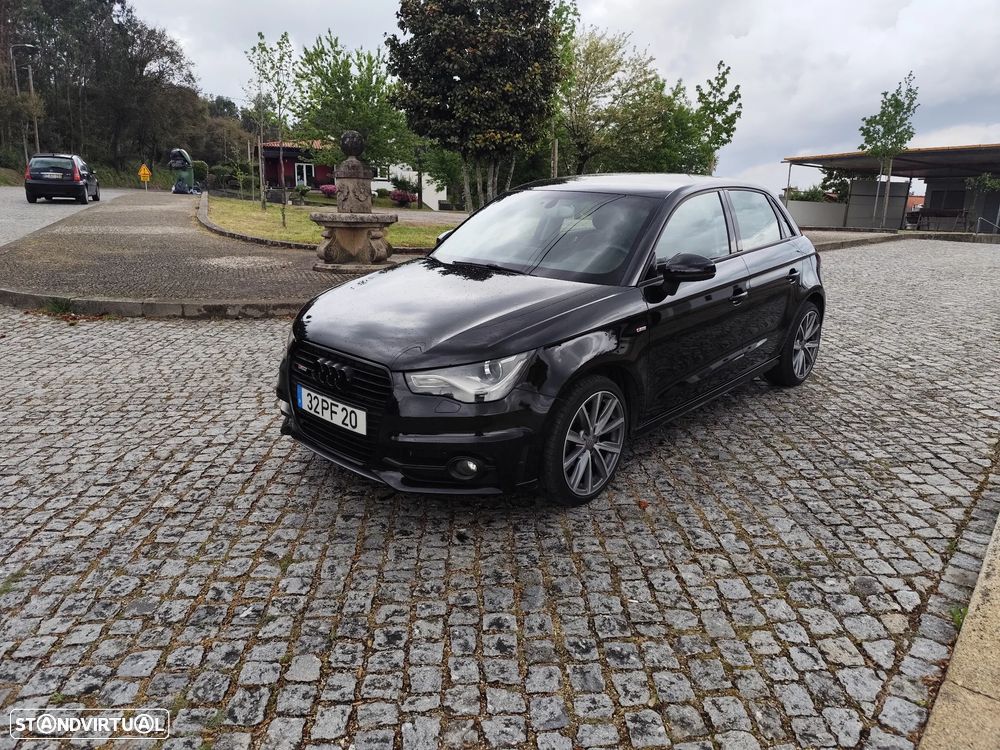 Audi A1 Sportback 1.6 TDI S-line - 1