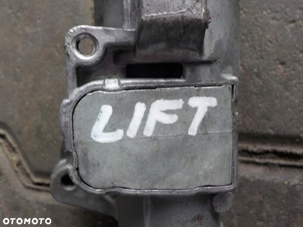 VW T5 LIFT STACYJKA  KLUCZ  WKŁADKA - 4