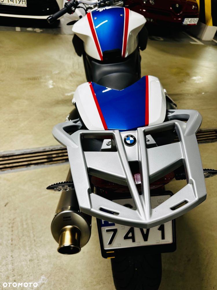 BMW F - 5