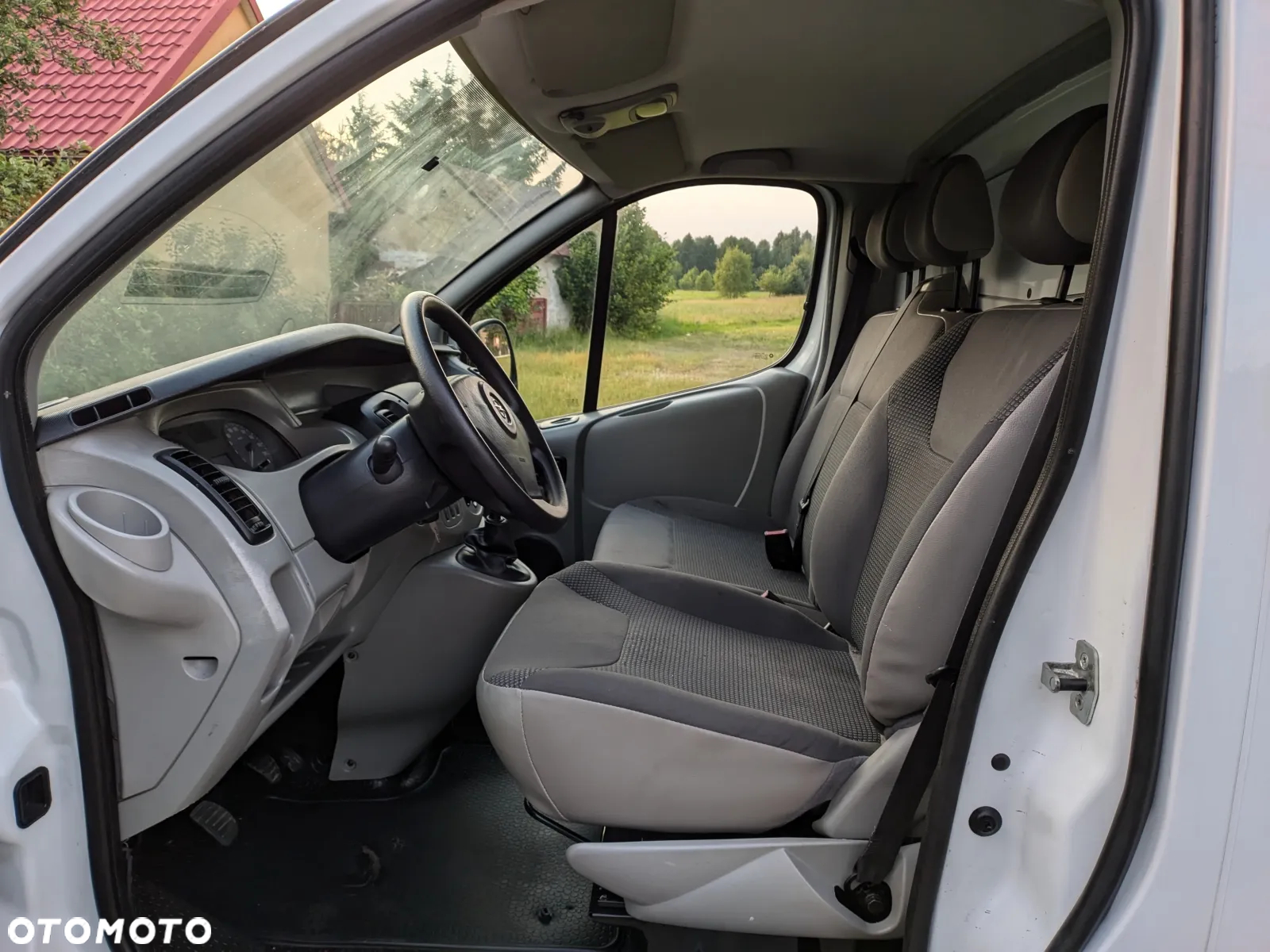 Opel VIVARO L2H1 - 11