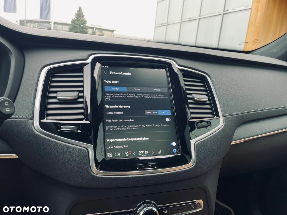 Volvo XC 90 B5 D AWD Ultimate Dark 7os - 14