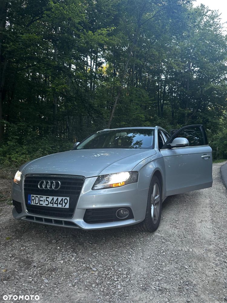 Audi A4 Avant - 1