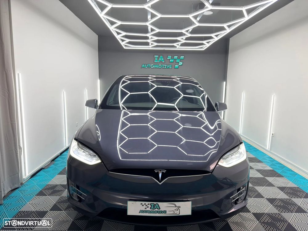 Tesla Model X 100D - 3