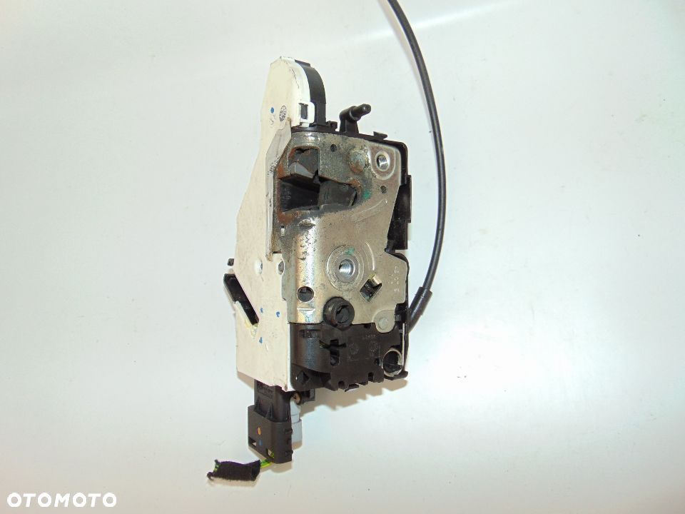 Oryginalny zamek 6 PIN przedni przód prawy 24094158 Peugeot 207 Europa 06-09r - 1