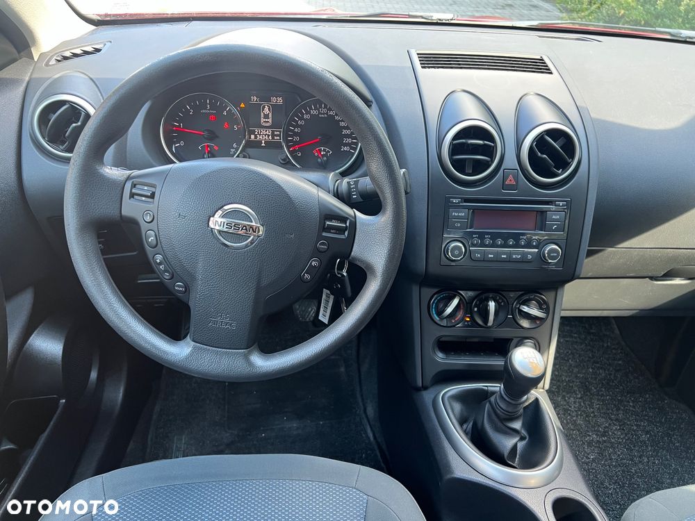Nissan Qashqai 1.5 dCi DPF visia - 10