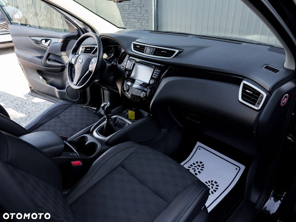 Nissan Qashqai 1.6 DIG-T TEKNA+ - 16