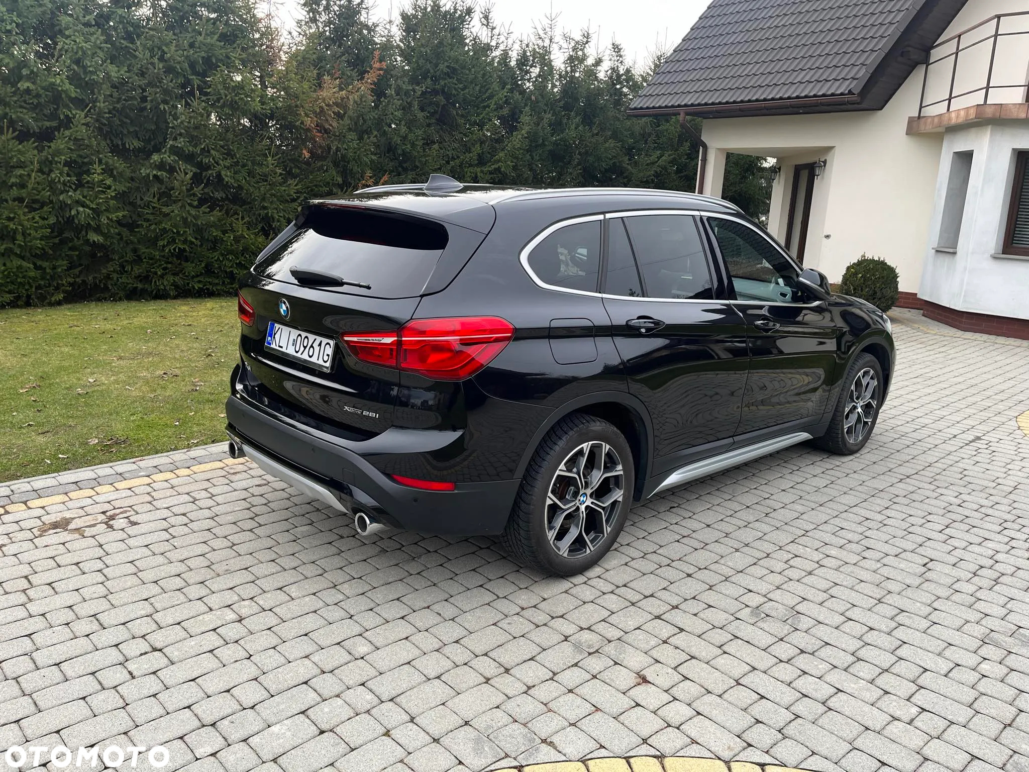 BMW X1 - 4