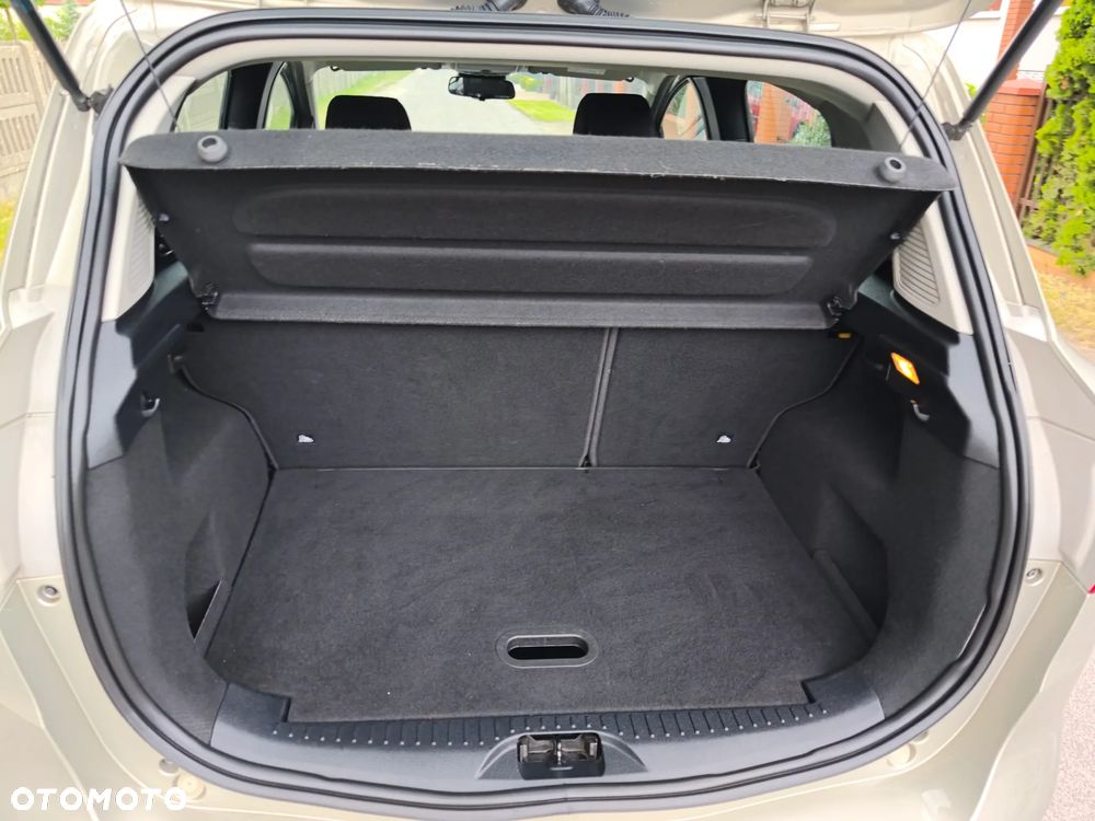 Ford B-MAX 1.6 TDCi SYNC Edition - 32