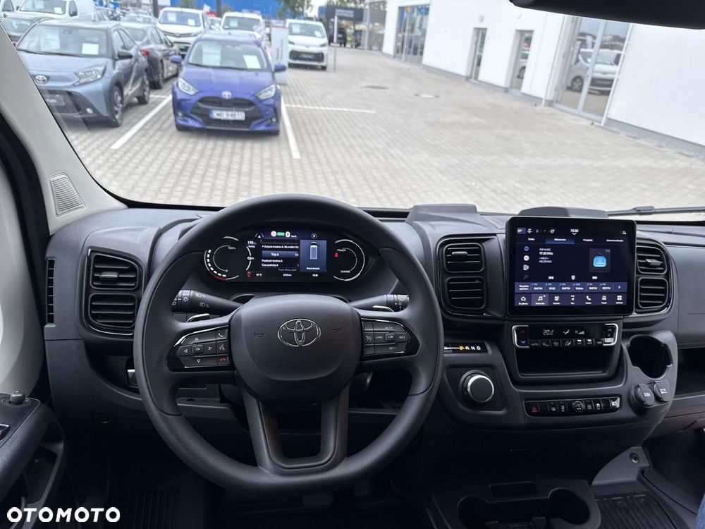 Toyota PROACE - 12