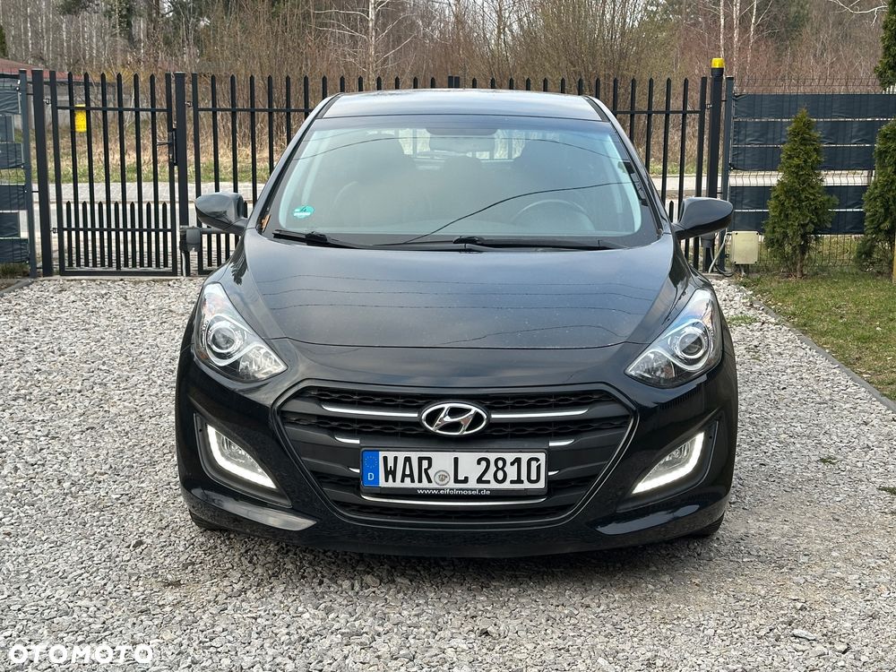 Hyundai i30 1.4 Passion Plus - 1